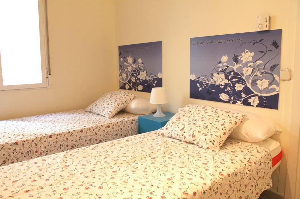 Apartamentos Rialto Madrid Exterior photo