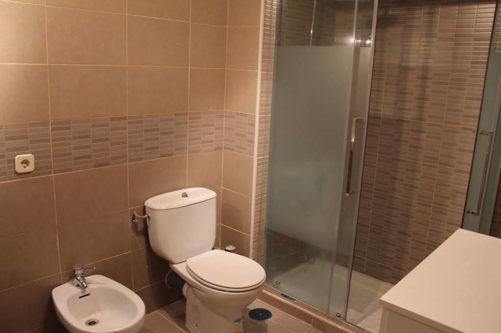 Apartamentos Rialto Madrid Exterior photo